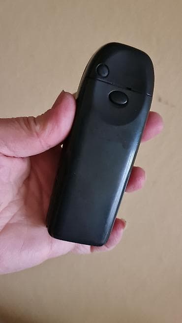 kom sa etiketom: Nokia 3210 mobilni telefon (klasični model) - Ekran: monohromatski sa at lalafo.rs — 2 kom sa etiketom: Nokia 3210 mobilni telefon (klasični model) - Ekran: monohromatski sa — 2