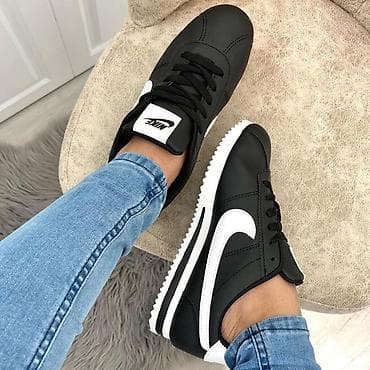 Cortez od 36 do 41 za 3300 din
pb na lalafo.rs Cortez od 36 do 41 za 3300 din
pb