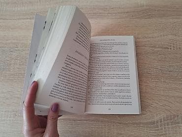 Sport & Hobby: Nov roman Kako ubijaju dobre devojke Autor: Holi Džekson Ovaj at lalafo.rs — 6 Sport & Hobby: Nov roman Kako ubijaju dobre devojke Autor: Holi Džekson Ovaj — 6