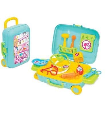 Igračke: Barbie set za malog doktora u koferu na točkiće - Kompletan set na lalafo.rs Igračke: Barbie set za malog doktora u koferu na točkiće - Kompletan set