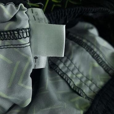 Šorts adidas, vel. M marka: adidas veličina: m materijal: poliester na lalafo.rs — 4 Šorts adidas, vel. M marka: adidas veličina: m materijal: poliester — 4