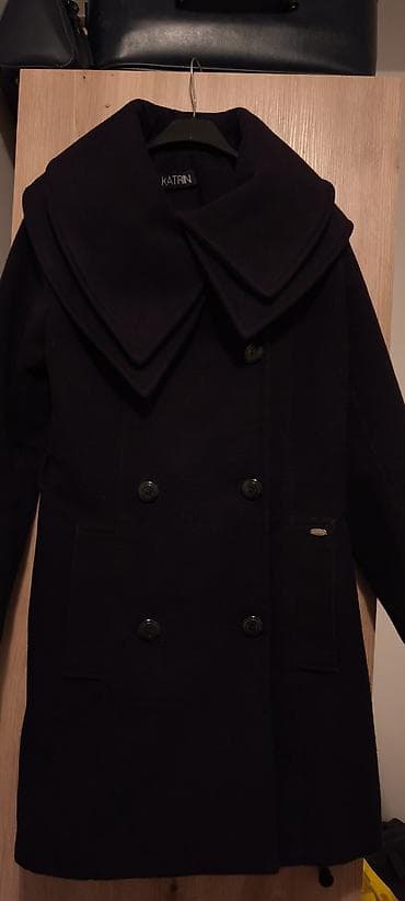 Ženski kaput KATRIN – elegantan, crni, veličina S - Kroj: klasični na lalafo.rs — 4 Ženski kaput KATRIN – elegantan, crni, veličina S - Kroj: klasični — 4