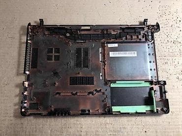 Donje kuciste za Acer Aspire E1-430.
✨ Ispravno na lalafo.rs Donje kuciste za Acer Aspire E1-430.
✨ Ispravno