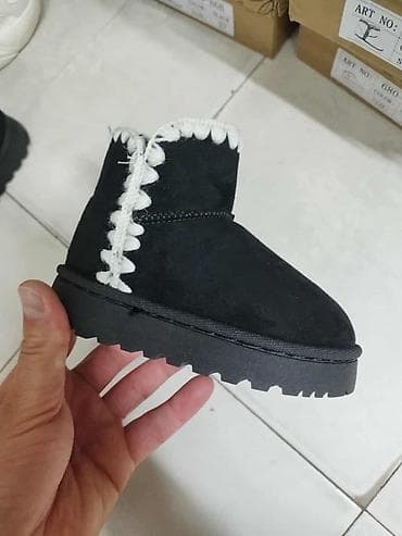 Ugg obuća 36, bоја - Crna na lalafo.rs — 4 Ugg obuća 36, bоја - Crna — 4