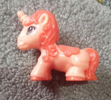 Kinder suprise JEDNOROG unikorn igracka na lalafo.rs — 1 Kinder suprise JEDNOROG unikorn igracka — 1