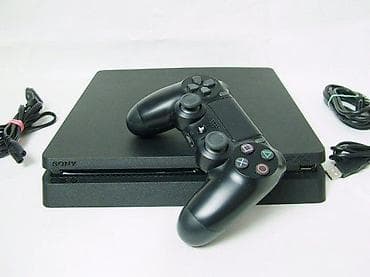 U ponudi je Sony PlayStation 4 Slim (najnoviji Slim model). Konzola je na lalafo.rs U ponudi je Sony PlayStation 4 Slim (najnoviji Slim model). Konzola je