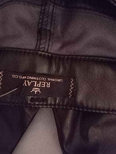 Replay ženske pantalone od crne koze - Brend: REPLAY (metalni bedž na na lalafo.rs — 4 Replay ženske pantalone od crne koze - Brend: REPLAY (metalni bedž na — 4