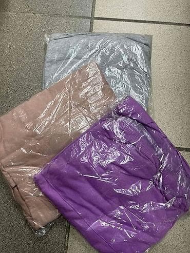 🔥Ženska dukserica s kapuljačom 🔥
Cena 1500 din
S M L XL at lalafo.rs — 2 🔥Ženska dukserica s kapuljačom 🔥
Cena 1500 din
S M L XL — 2