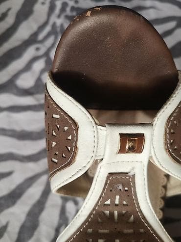 Sandale preudobne, neke kozne Confort sandale 38 broj ostale 37 na lalafo.rs — 8 Sandale preudobne, neke kozne Confort sandale 38 broj ostale 37 — 8