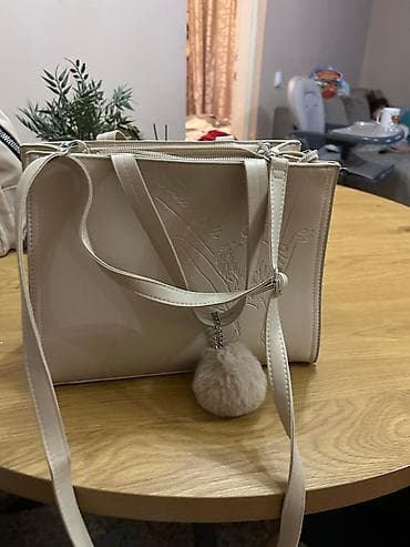 Bež ženska torba sa više pregrada - Materijal: eko koža, glatka na lalafo.rs — 3 Bež ženska torba sa više pregrada - Materijal: eko koža, glatka — 3