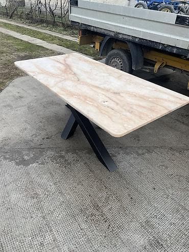 Furniture: Trpezarijski sto sa pločom od kamena i metalnim postoljem Kamen Onix - at lalafo.rs — 2 Furniture: Trpezarijski sto sa pločom od kamena i metalnim postoljem Kamen Onix - — 2