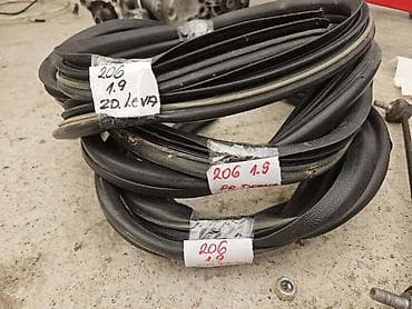 KEDER VRATA ZA PEUGEOT 206 na lalafo.rs KEDER VRATA ZA PEUGEOT 206