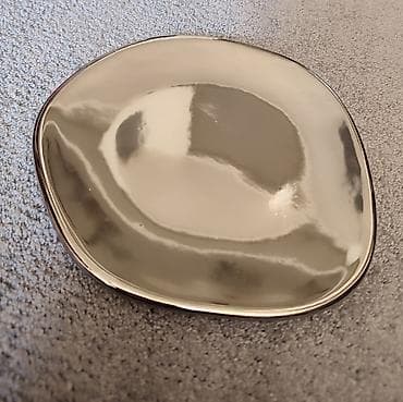 LOT dekoracije za dnevnu sobu Ukrasna saksija ?15 cm metalik srebro at lalafo.rs — 5 LOT dekoracije za dnevnu sobu Ukrasna saksija ?15 cm metalik srebro — 5