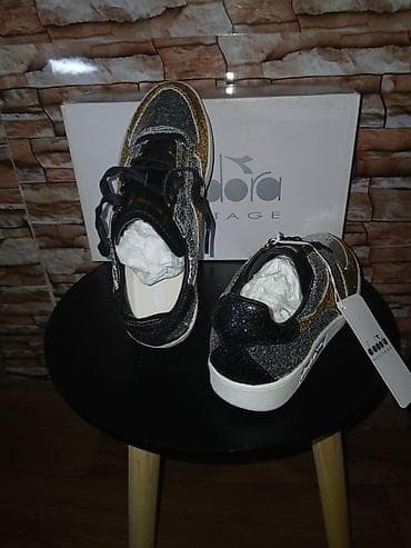 Diadora Heritage ženske patike sa šljokicama - Model: Diadora na lalafo.rs — 3 Diadora Heritage ženske patike sa šljokicama - Model: Diadora — 3