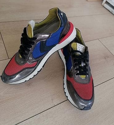 Voile blanch par puta nošene kao nove plaćena 120 e uvoz francuska na lalafo.rs — 3 Voile blanch par puta nošene kao nove plaćena 120 e uvoz francuska — 3