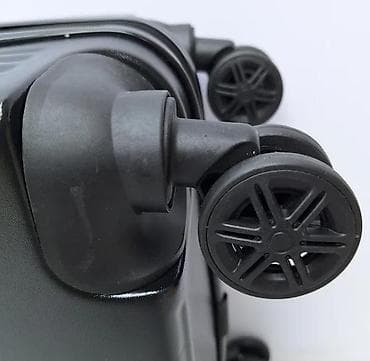 dve suknje po: Tvrdi kofer sa motivom superjunaka – kabinski format - Materijal at lalafo.rs — 4 dve suknje po: Tvrdi kofer sa motivom superjunaka – kabinski format - Materijal — 4