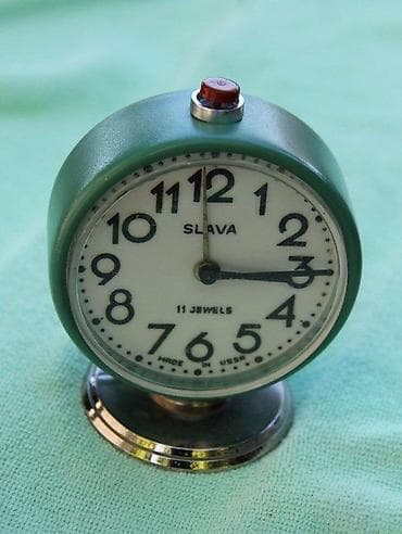 Fenomenalno dizajnirani RETRO stoni budilnik SLAVA. Zaista prelep na lalafo.rs — 2 Fenomenalno dizajnirani RETRO stoni budilnik SLAVA. Zaista prelep — 2