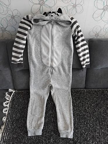 Jazavac ćebasta pidzama marke Nutmeg,kostim ili odelo za na lalafo.rs — 1 Jazavac ćebasta pidzama marke Nutmeg,kostim ili odelo za — 1