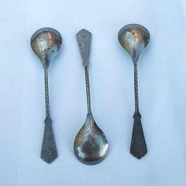 4 + 1 posrebrena kašišica. Četiri (11 cm) plus jedna (9,5 cm) na lalafo.rs — 3 4 + 1 posrebrena kašišica. Četiri (11 cm) plus jedna (9,5 cm) — 3