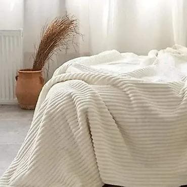 Ćebe Rebrasto - Prljavo belo za francuski ležaj 🛏️ Novo na lalafo.rs — 1 Ćebe Rebrasto - Prljavo belo za francuski ležaj 🛏️ Novo — 1