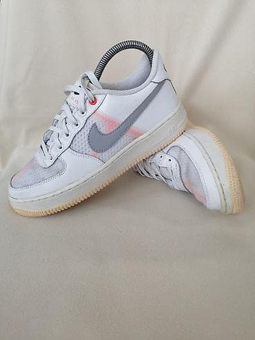 NIKE AIR FORCE original patike br 39- SNIZENO. Stanje odlicno, prava at lalafo.rs — 1 NIKE AIR FORCE original patike br 39- SNIZENO. Stanje odlicno, prava — 1