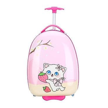Dečji kofer na točkiće – roze, sa motivom bele mačke i jagode - Tvrda na lalafo.rs Dečji kofer na točkiće – roze, sa motivom bele mačke i jagode - Tvrda