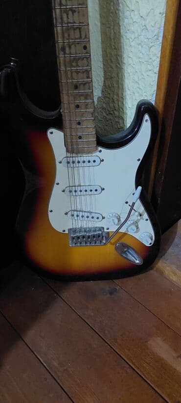 Guitars: Električna gitara u Stratocaster stilu – brend Eclipse. - Telo sa at lalafo.rs — 2 Guitars: Električna gitara u Stratocaster stilu – brend Eclipse. - Telo sa — 2