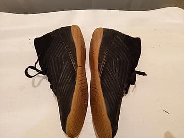 Odlicno ocuvane Adidas Predator 34 – patike za fudbal u sali (indoor) na lalafo.rs — 3 Odlicno ocuvane Adidas Predator 34 – patike za fudbal u sali (indoor) — 3