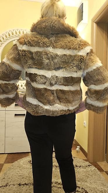 Other: Ženska bunda/kaput od pravog krzna, kratkog kroja (dužina do kukova) at lalafo.rs — 8 Other: Ženska bunda/kaput od pravog krzna, kratkog kroja (dužina do kukova) — 8