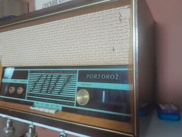 Retro radio prijemnik “Portorož” - Klasičan lampaski radio u drvenom na lalafo.rs Retro radio prijemnik “Portorož” - Klasičan lampaski radio u drvenom