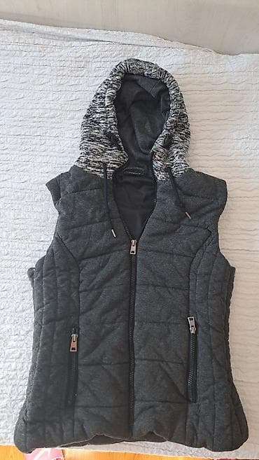 Prsluk bez rukava sa kapuljačom – Jean Pascale - Model: ženski na lalafo.rs — 1 Prsluk bez rukava sa kapuljačom – Jean Pascale - Model: ženski — 1