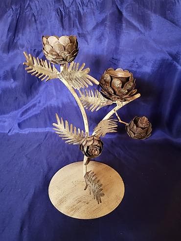 Candles and candlesticks: Svecnjak nov,vintaz metalni za dve svece. Svecnjak se moze at lalafo.rs — 1 Candles and candlesticks: Svecnjak nov,vintaz metalni za dve svece. Svecnjak se moze — 1