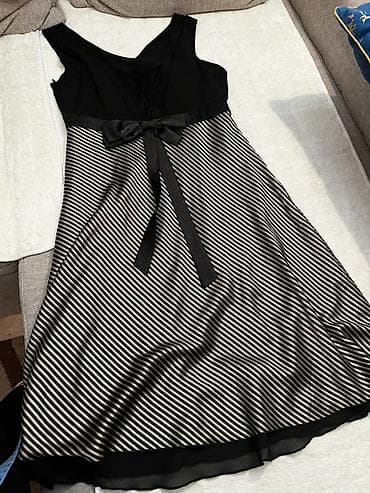 Elegantna haljina na pruge, crno-bela kombinacija.M/L - Gornji deo na lalafo.rs — 1 Elegantna haljina na pruge, crno-bela kombinacija.M/L - Gornji deo — 1