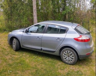 Renault Megane: 1.5 l | 2010 г. 348000 km Hečbek na lalafo.rs Renault Megane: 1.5 l | 2010 г. 348000 km Hečbek