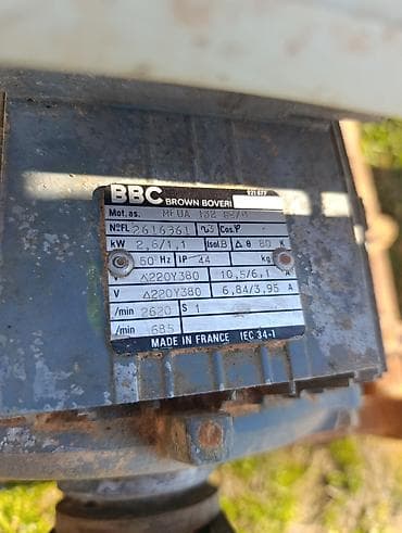 Clamps: Trofazni, visenamenski cirkular, opremljen kvalitetnim BBC at lalafo.rs — 8 Clamps: Trofazni, visenamenski cirkular, opremljen kvalitetnim BBC — 8