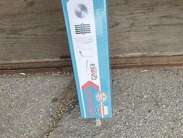 03. Тример има батерије од 21 V, које пружају довољно снаге за na lalafo.rs 03. Тример има батерије од 21 V, које пружају довољно снаге за