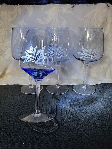 Balon case,vintaz za vino,g.mare,koktele. Balon case sve na njima na lalafo.rs — 7 Balon case,vintaz za vino,g.mare,koktele. Balon case sve na njima — 7