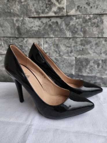 Salonke lakovane 37 vel NOVO at lalafo.rs — 5 Salonke lakovane 37 vel NOVO — 5