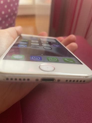 Iphone 7, polovan i potpuno ispravan. Uz mobilni ide i punjac. Pisite na lalafo.rs — 3 Iphone 7, polovan i potpuno ispravan. Uz mobilni ide i punjac. Pisite — 3