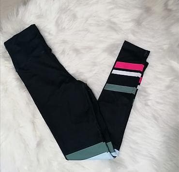 Leggings, Bike shorts: Savršen komplet Likra elastin
Vel S M
Novo at lalafo.rs — 4 Leggings, Bike shorts: Savršen komplet Likra elastin
Vel S M
Novo — 4