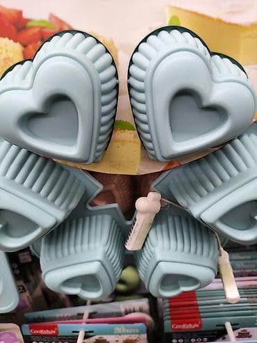 Silikonski kalup za pečenje – 6 kolačića u obliku srca - Materijal na lalafo.rs — 5 Silikonski kalup za pečenje – 6 kolačića u obliku srca - Materijal — 5