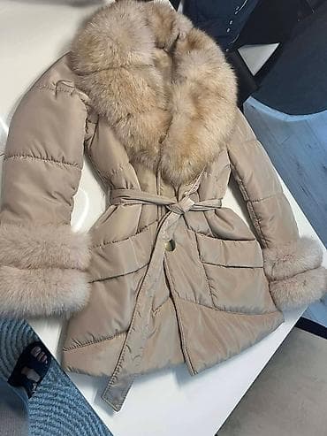 Ženska zimska jakna sa krznom – bež - Elegantna, strukirana silueta na lalafo.rs Ženska zimska jakna sa krznom – bež - Elegantna, strukirana silueta