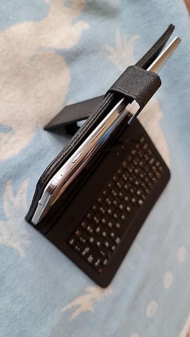 Samsung Galaxy Tab S 8.4 + futrola sa tastaturom - Tablet sa ekranom na lalafo.rs — 4 Samsung Galaxy Tab S 8.4 + futrola sa tastaturom - Tablet sa ekranom — 4