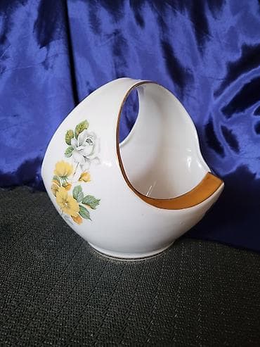 Antiques: Korpa Jugoporcelan Titov Veles iz 70ih.god. Korpa je perfektna,sve na at lalafo.rs — 3 Antiques: Korpa Jugoporcelan Titov Veles iz 70ih.god. Korpa je perfektna,sve na — 3