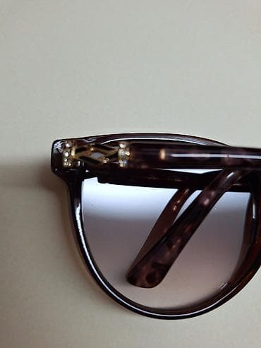 Naočare za sunce – okrugli/mačkast oblik, tamno braon tortoise ram sa na lalafo.rs — 4 Naočare za sunce – okrugli/mačkast oblik, tamno braon tortoise ram sa — 4