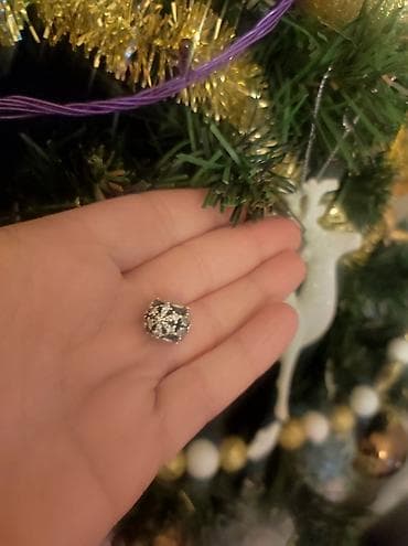 Pandora-pahuljica i drugi srebrni privezak, oba 3600 at lalafo.rs — 6 Pandora-pahuljica i drugi srebrni privezak, oba 3600 — 6