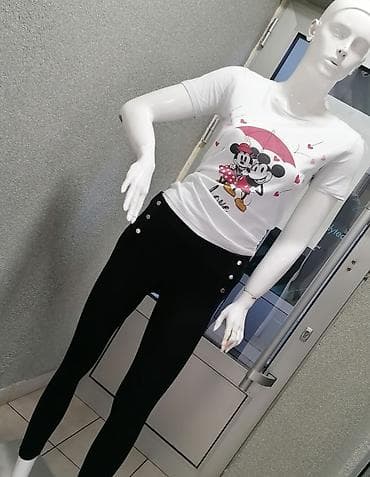 Prelepa majica kao nova
Pamuk elastin
Odgovara Vel S M na lalafo.rs — 5 Prelepa majica kao nova
Pamuk elastin
Odgovara Vel S M — 5