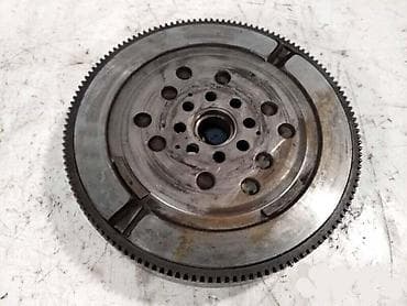 Car Parts: SET KVAČILA ZA OPEL ASTRA J OD 2009. DO 2015. GOD. | Polovni at lalafo.rs — 3 Car Parts: SET KVAČILA ZA OPEL ASTRA J OD 2009. DO 2015. GOD. | Polovni — 3