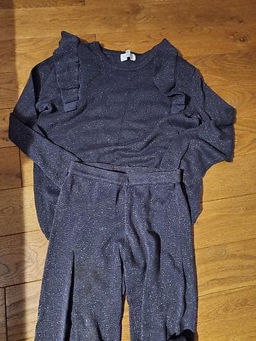 H&M komplet za devojčice – džemper i pantalone - Boja: tamnosiva at lalafo.rs — 1 H&M komplet za devojčice – džemper i pantalone - Boja: tamnosiva — 1