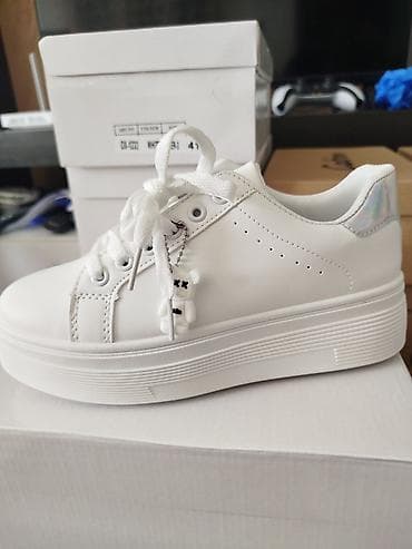 Bele ženske patike sa platformom - Model: OX-1232 - Boja: White na lalafo.rs — 1 Bele ženske patike sa platformom - Model: OX-1232 - Boja: White — 1